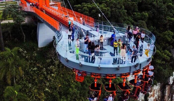 Skyglass Canela